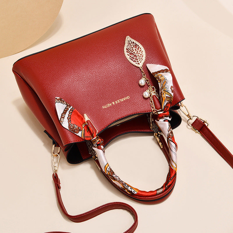 Women's Spring Fashion Simple Handbag Single Shoulder Crossbody Bag